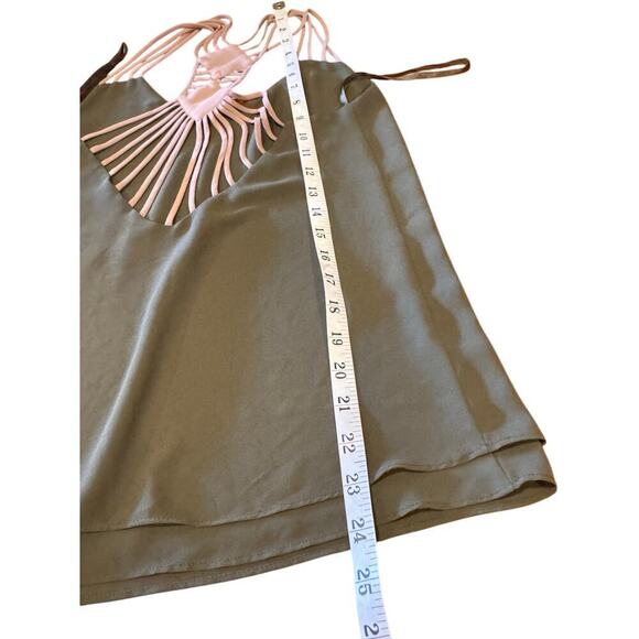 Mahina Women's Green Sleeveless Blouse Size Small - Picture 4 of 7